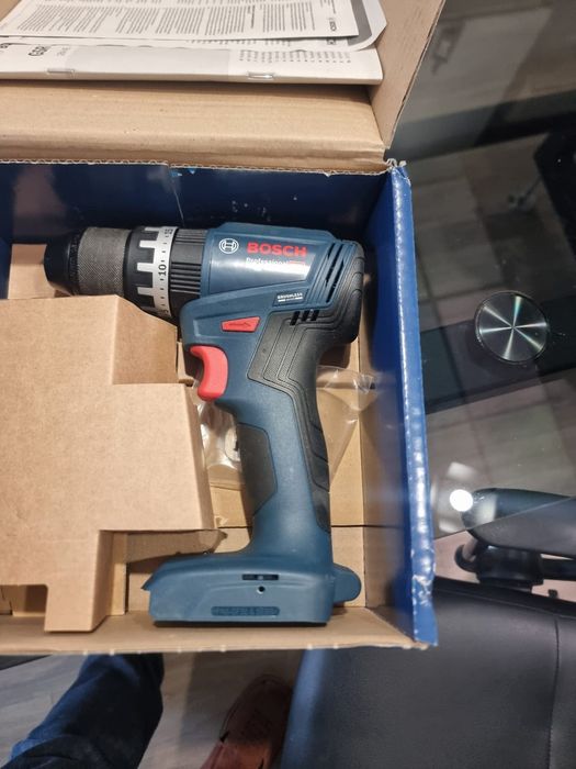 Filetanta  bosch cu percutie   noua  GSB 18V-45