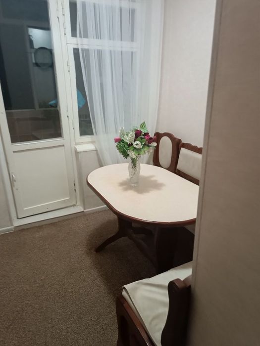 мед гародокда евартира сотилади