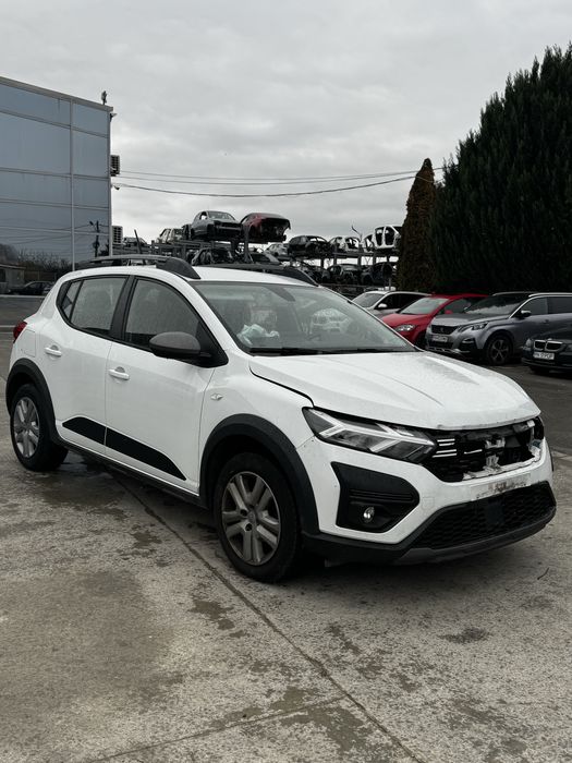 Dacia Sandero AUTOMAT usor Avariat!