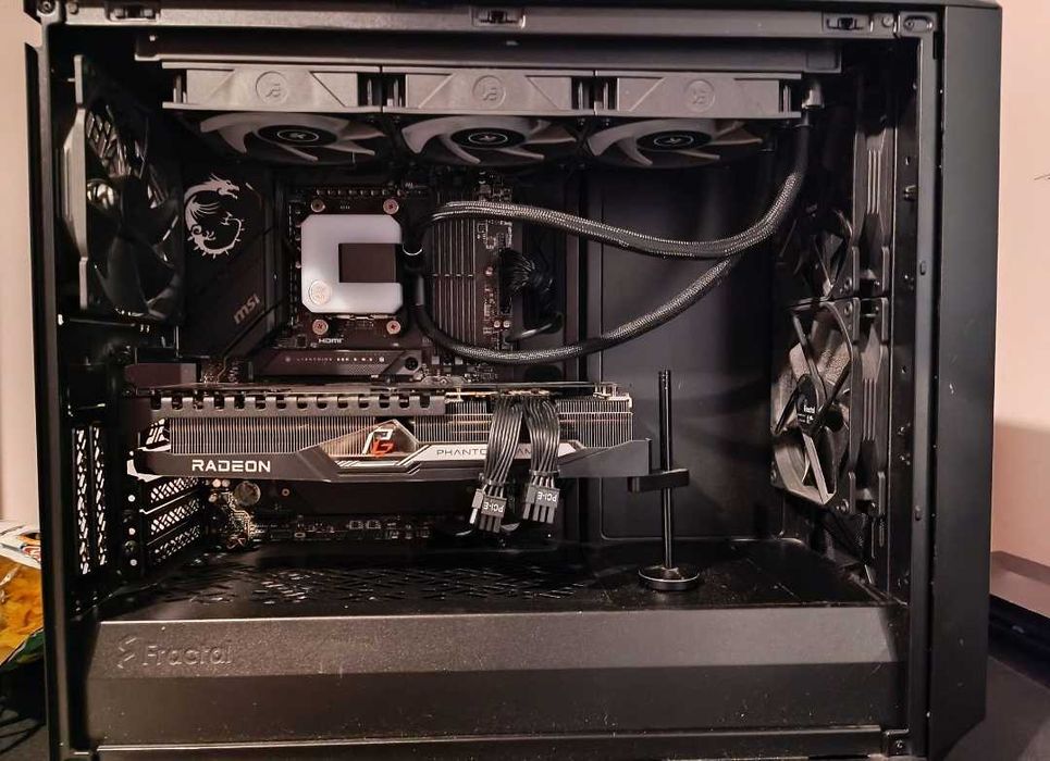 ASRock RX 7900 XT
Phantom Gaming 20GB OC