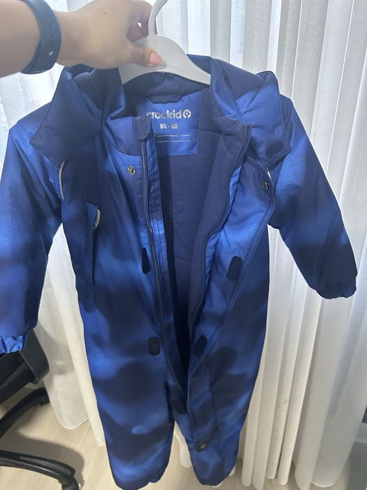 Продам комбинизон зимний