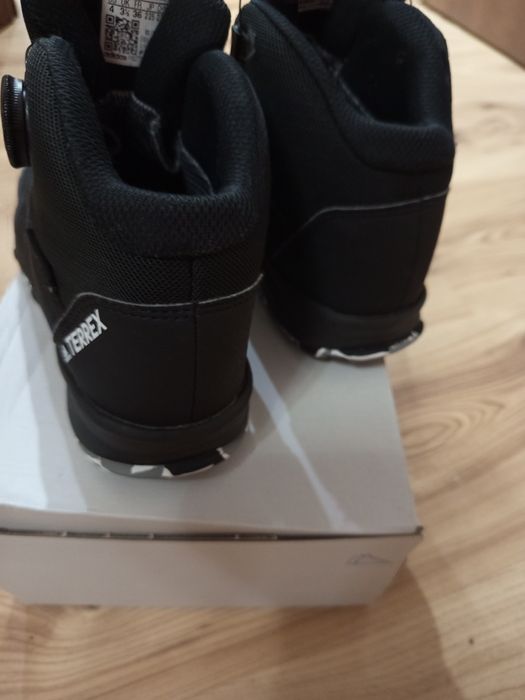 Оригинални боти Адидас