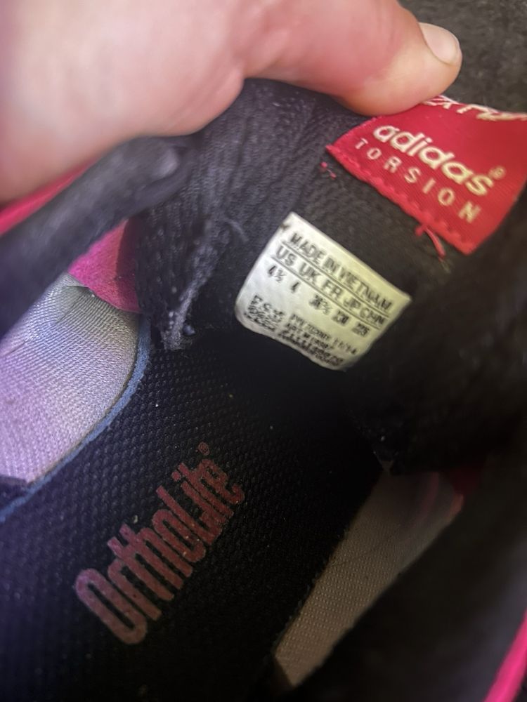 Маратонки Nike , 36,5 / 23,5 см. Adidas 36 2/3