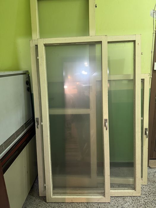 ПОДАРЯВАМ Дървена дограма