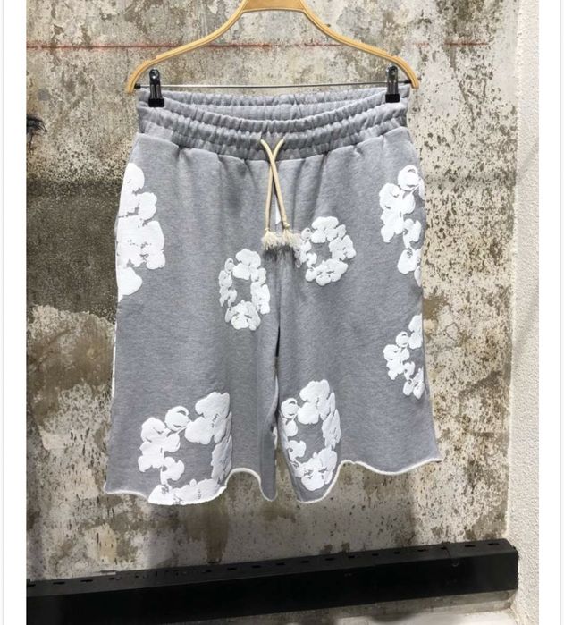 Pantaloni scurti denim tears gri lichidare