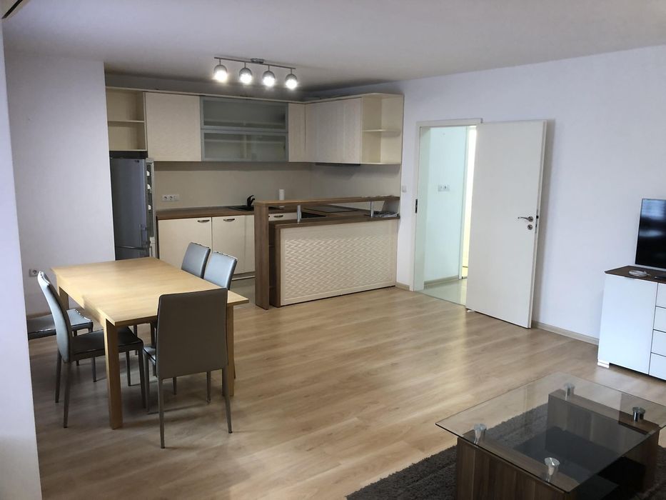 Стилен 2-стаен апартамент под наем, кв. Кючук Париж