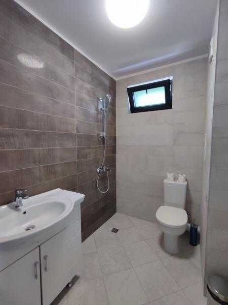 Луксозен двустаен апартамент в Крайморие