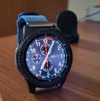 Смарт-часовник Samsung Galaxy S3 Frontier