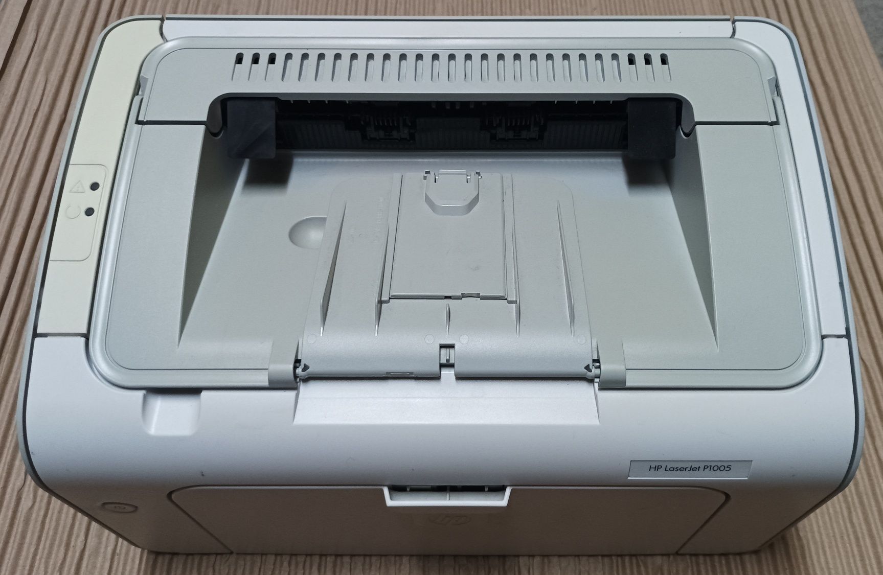 Лазерен принтер HP P1005.