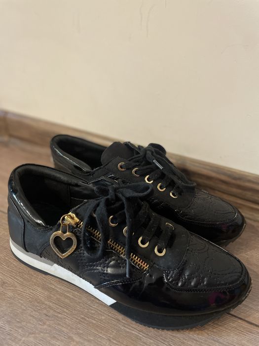 Love moschino сникърси