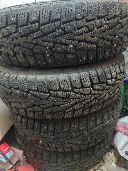 Продам шины 175/70/R13 комплект