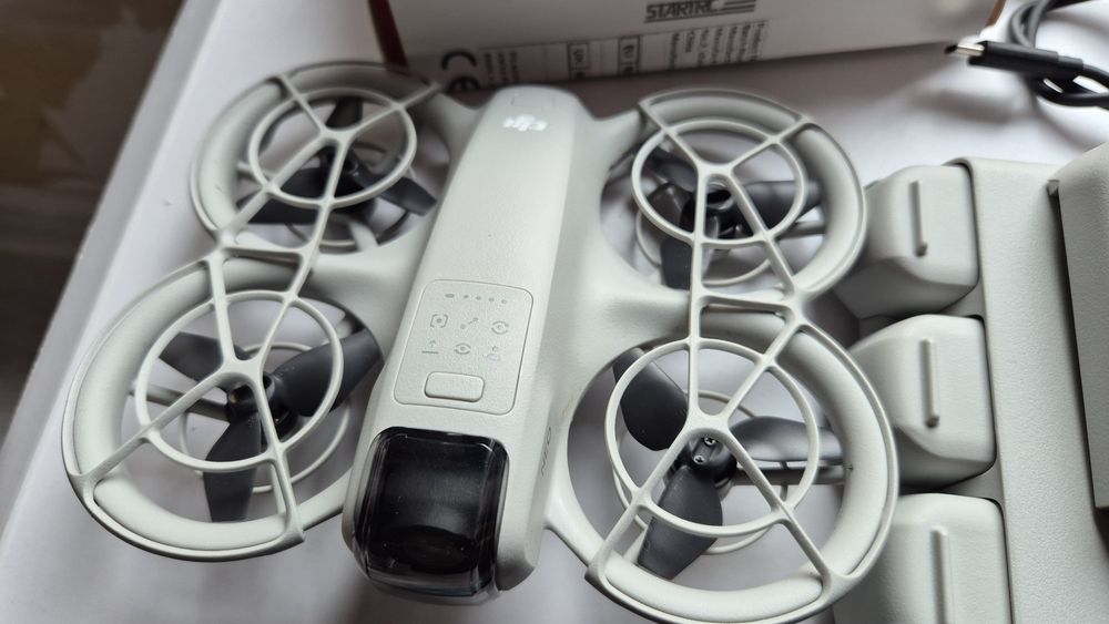 Dji neo дрон  dron