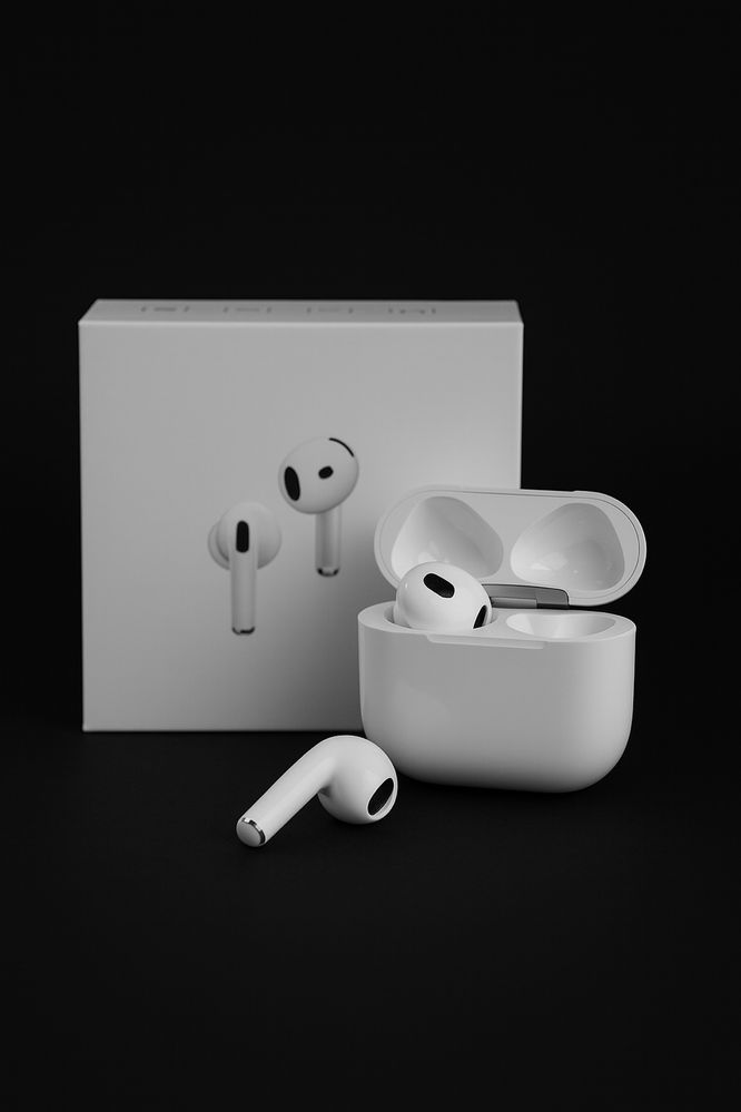 Airpods Generatia 4 Sigilate Noi Cu Noice Cancelling