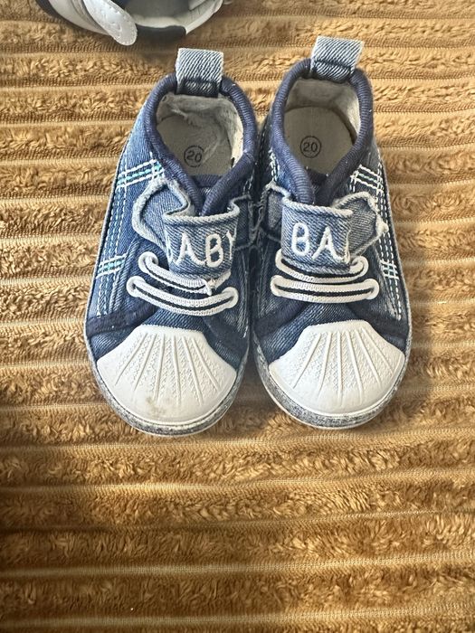 Adidasi  baby nr 20