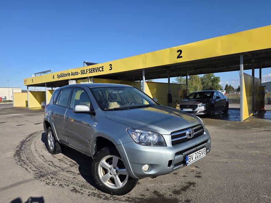 Toyota Rav 4 AWD kit înălțare 4x4 stare excelenta schib duster samurai