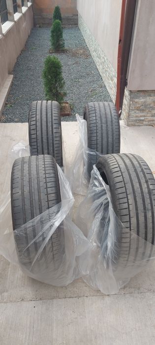 Vând cauciucuri de vara în stare foarte bună de utilizare!