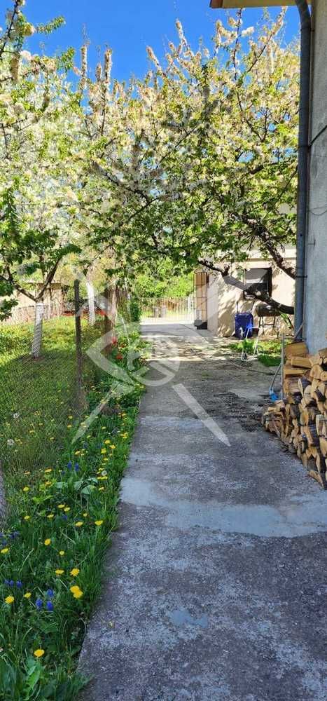 Продава се Къща в с. Панчарево, Област София-град - 880 кв.м за 1035 €/кв.м - Снимка #10
