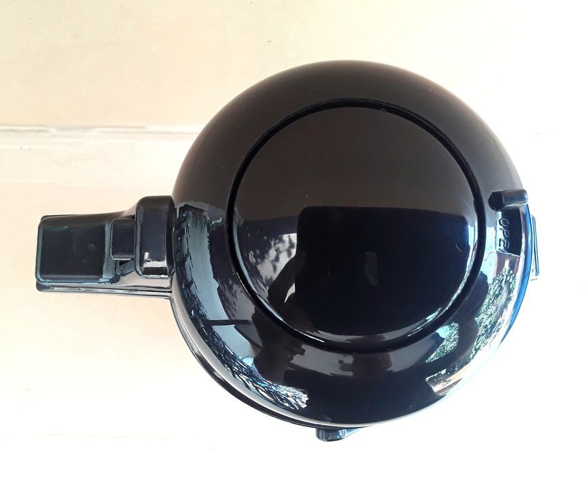 TERMOS INOX MARE 1,8 L cu pompa si mâner pt transport - NOU - 70 Lei