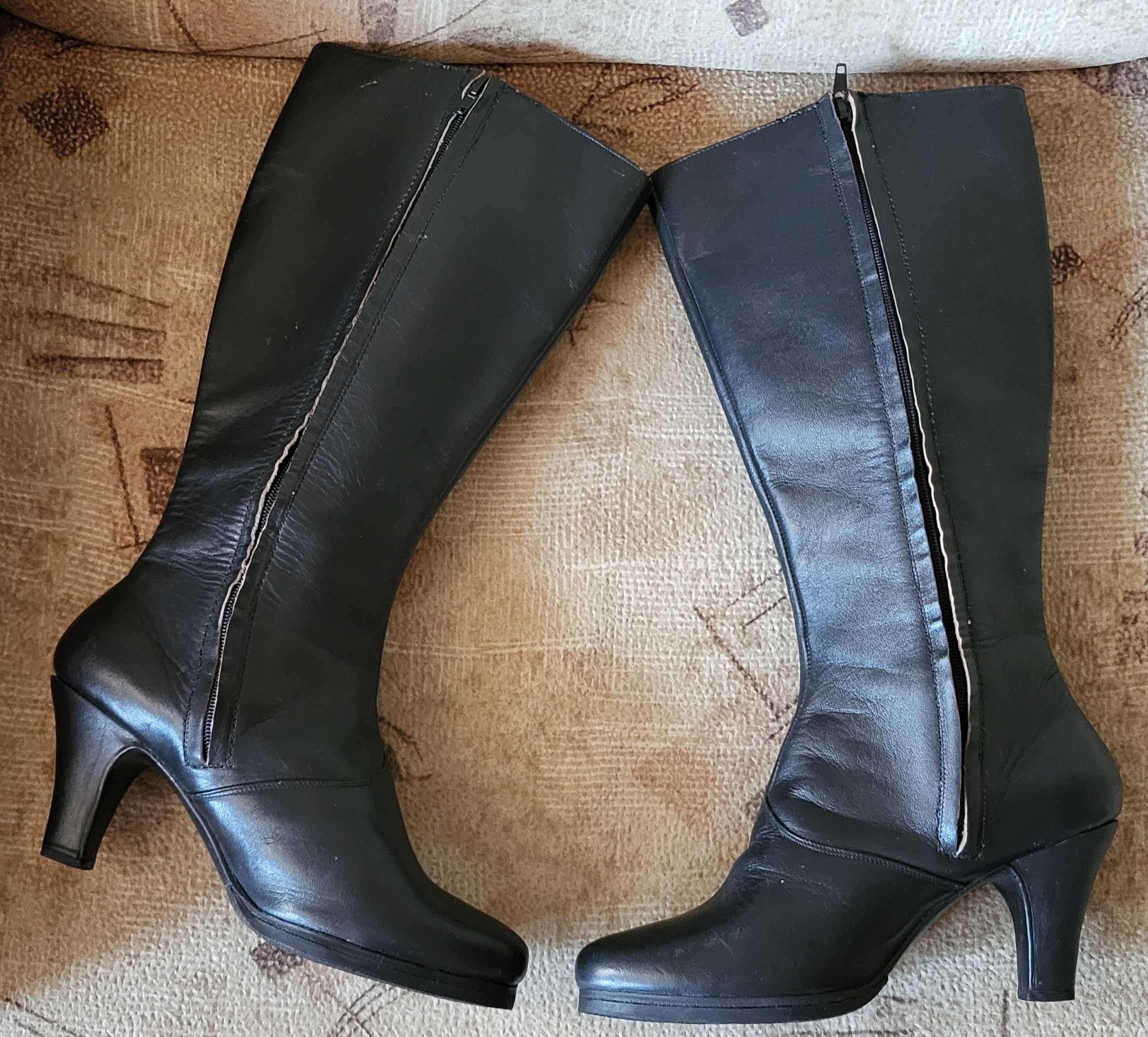 cizme dama integral piele exterior interior, marimea 37, NOI !!!