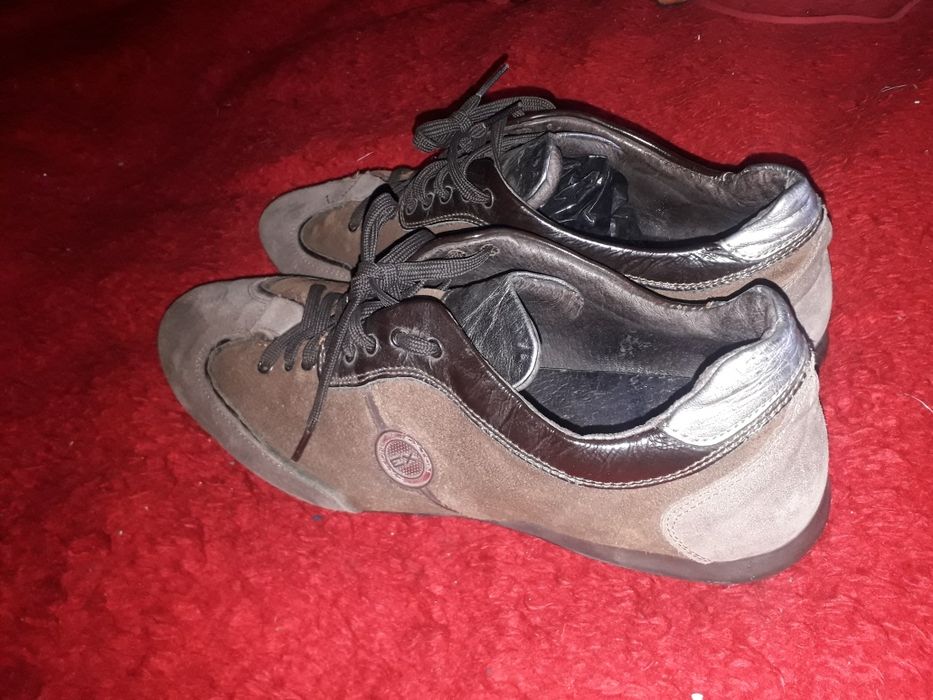 Adidasi de piele Exton marimea 45 import UK