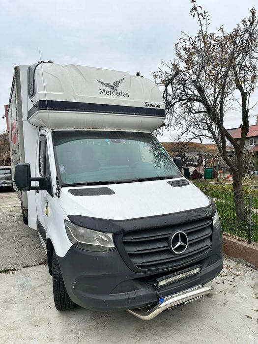 Mercedes-Benz Sprinter cu prelata Mercedes Sprinter cu prelata 3.5t