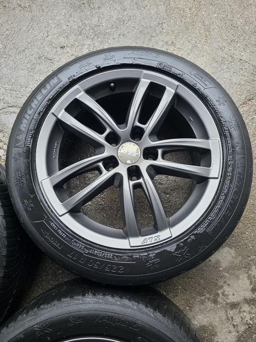 Джанти с гуми BMW 3 серия 17' 225 50 17