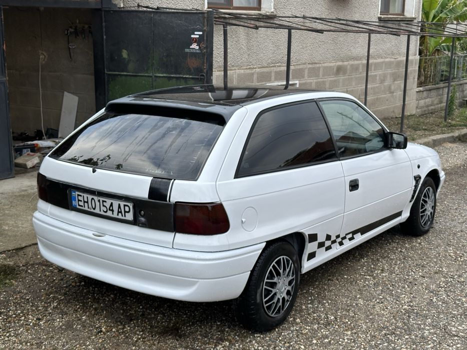 Opel Astra F 1997г. 1.4i 82к.с.