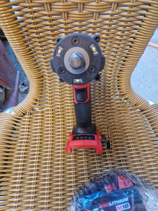 Pistol impact Milwaukee M18 FMTIW2F12 nou 2025