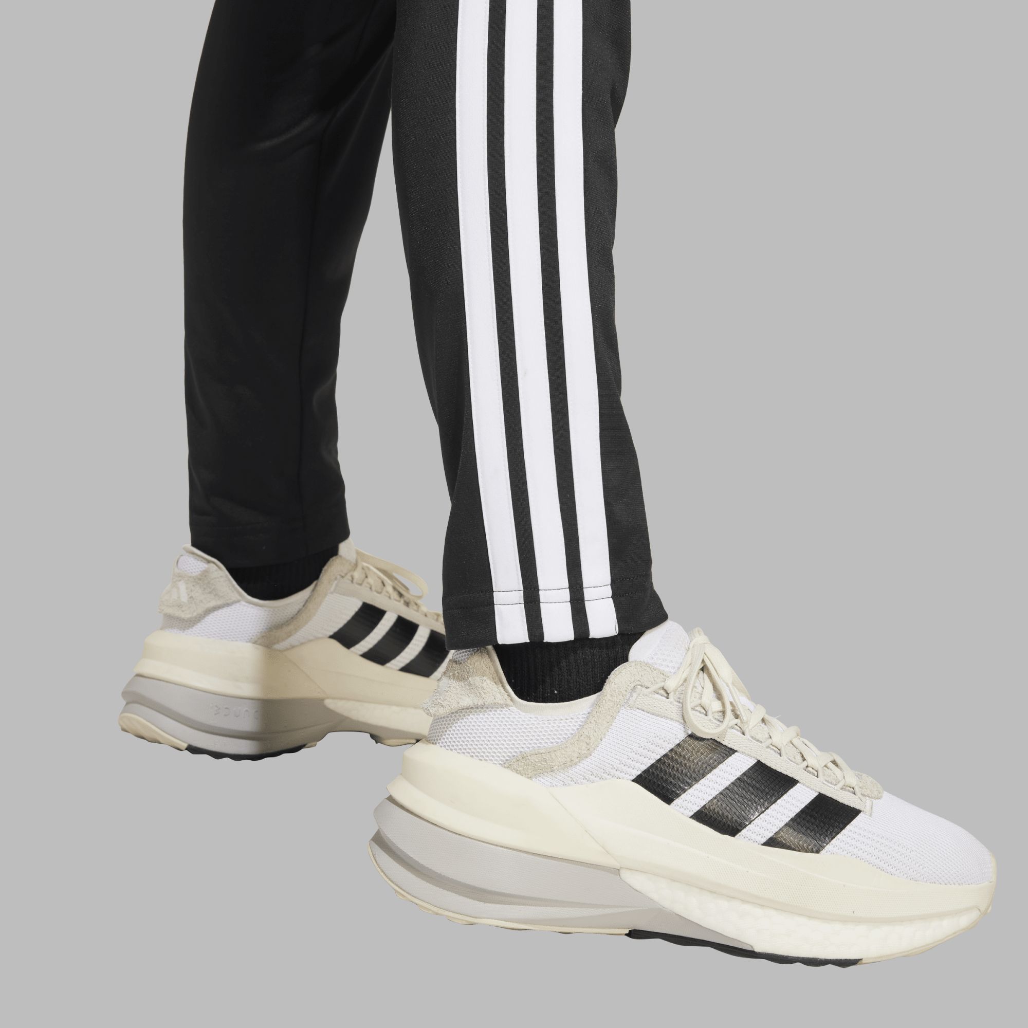 Trening Tiberio Adidas Negru-Alb - produs resigilat (nou) Decathlon