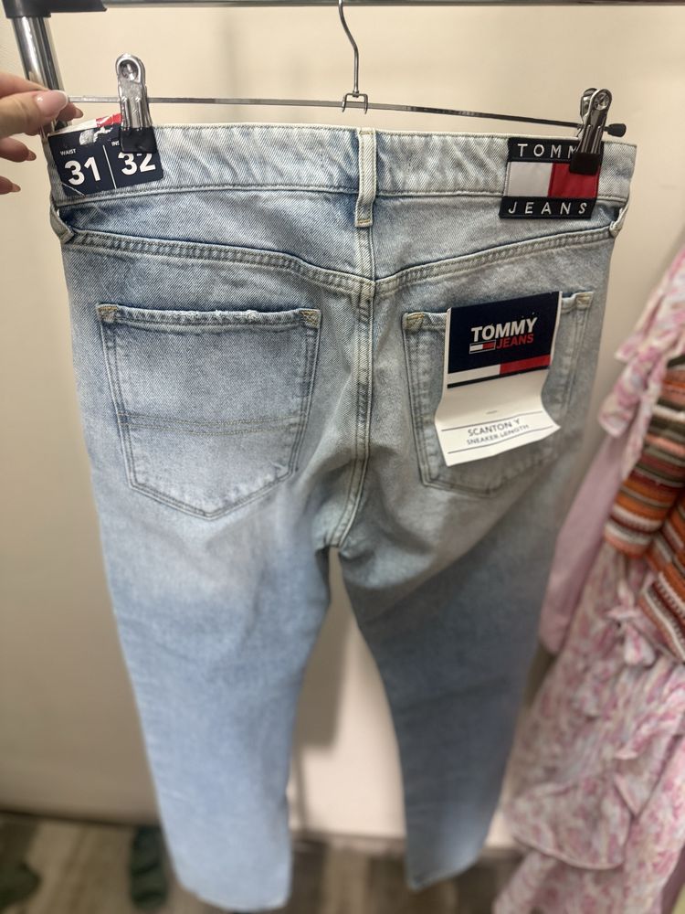 Нови дънки Tommy Hilfiger/Tommy Jeans