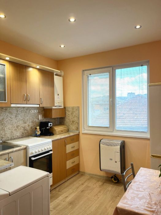 Дава се под наем Двустаен апартамент в Мездра - 56 кв.м за 255 € - Снимка #10