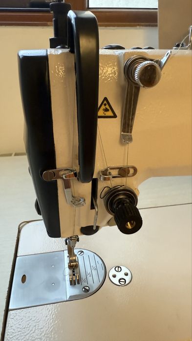 Masina de cusut industriala Precious