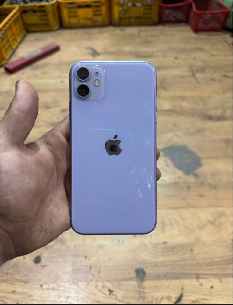 Iphone 11 тел очилмаган