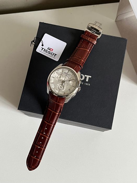 Ceas Tissot Couturier Chronograph, curea piele maro