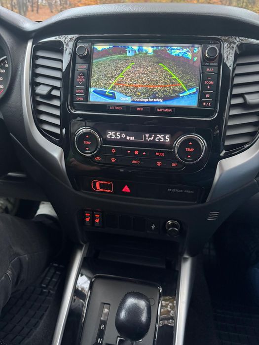 Mitsubishi L200                                        accept variante