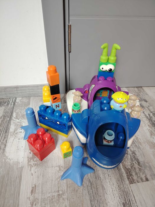 Nava spatiala Mega Bloks