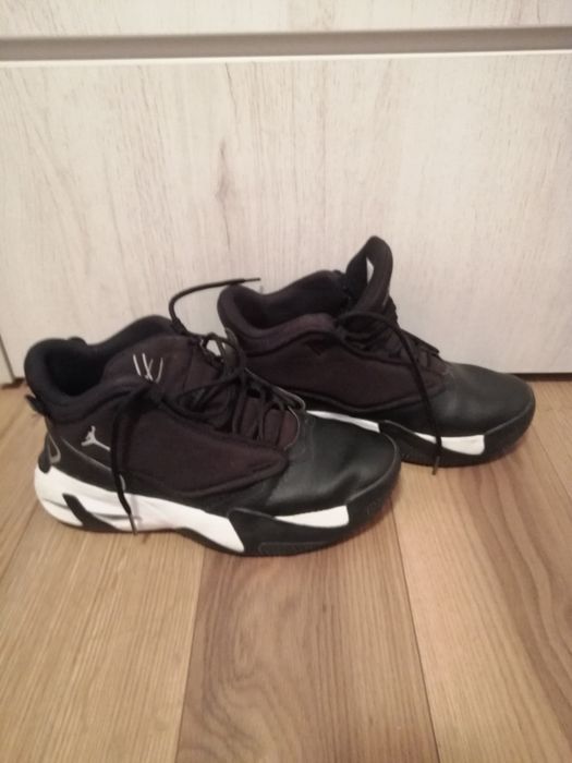 De vinzare Jordan preț 200lei