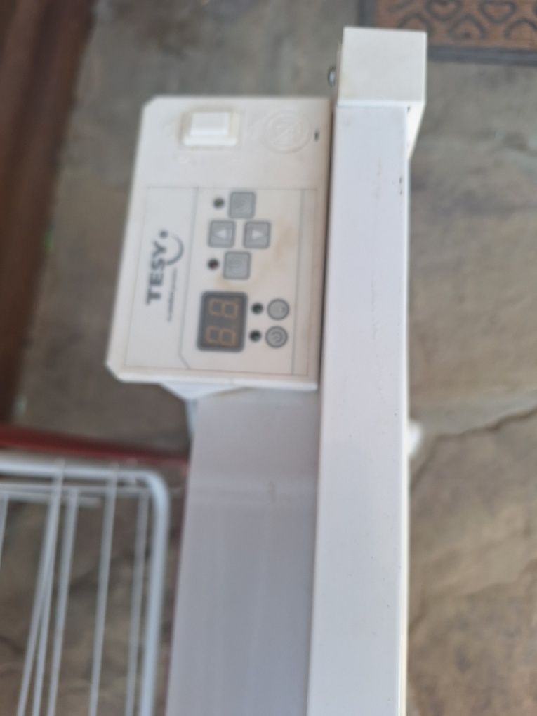 Конвекторна печка Tesy 2500 W
