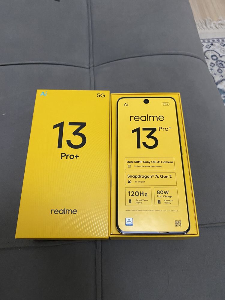 Realme. 13 pro plus.  12/512