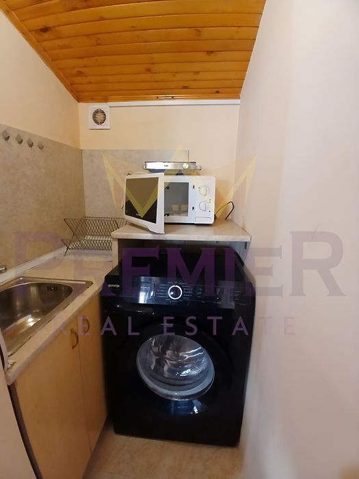 Дава се под наем Едностаен апартамент в Варна, Бриз - 25 кв.м за 229.5 € - Снимка #2