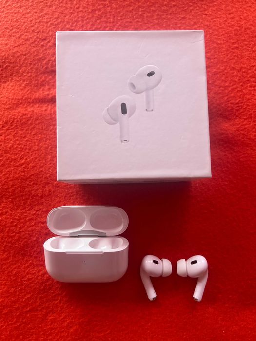 AirPods Pro Gen 2 с USB-C – California (130 лв)