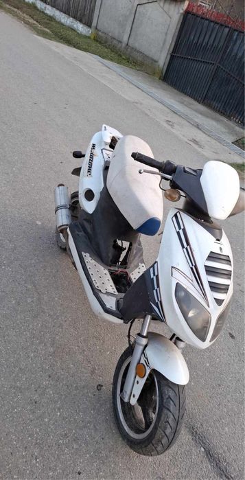 vand scuter 80cc