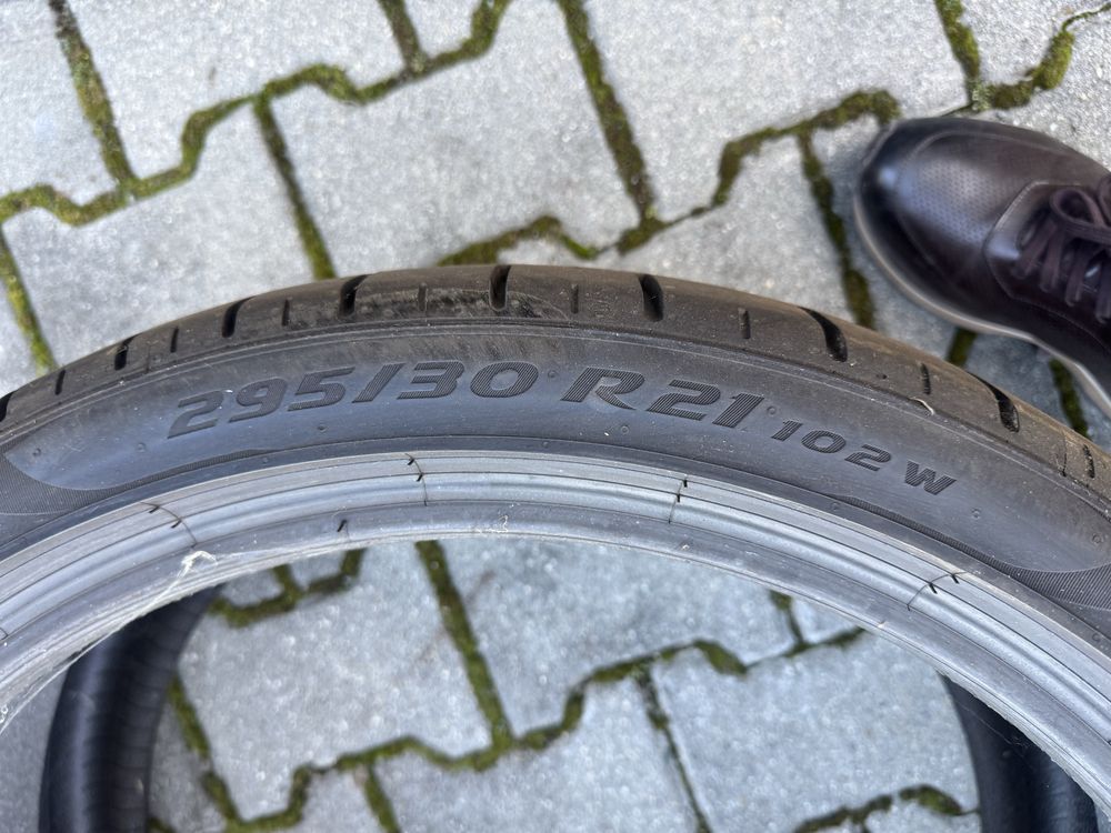 2бр нови летни гуми Pirelli 295/30/21 ELECT