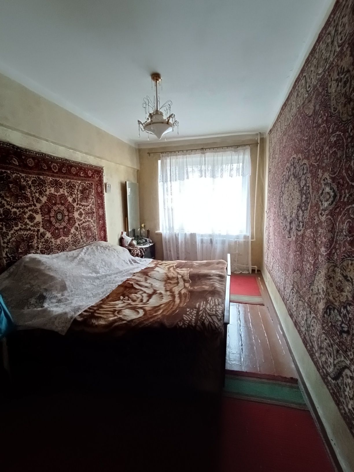 2/3/4. Шота Руставели (ориентир Братске могилы)