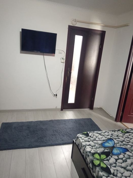 Vând Garsoniera mobilata și utilata