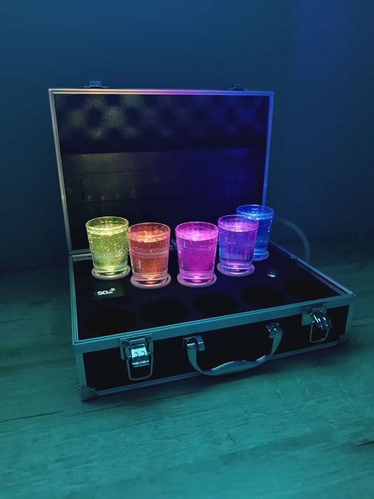 Автобармэн напитков