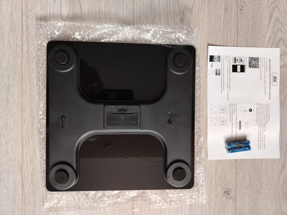 Cantar electronic cu Bluetooth și termometru nou