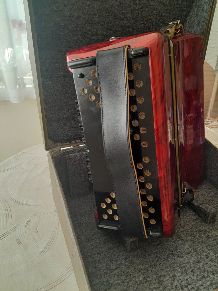 Acordeon Hohner Arietta IIM