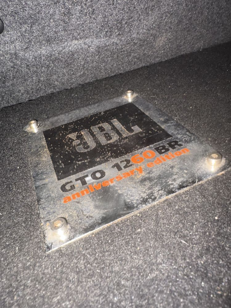 Бас каса JBL GTO с усилвател PYLE 1400w