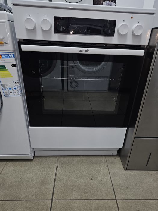 Black Friday Печка с керамичени котлони Gorenje  EC9647PW